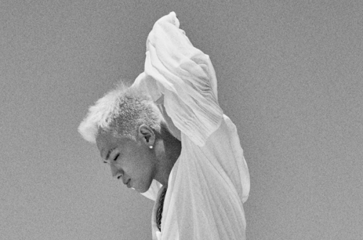 Taeyang climbs to top of Billboard’s world albums chart