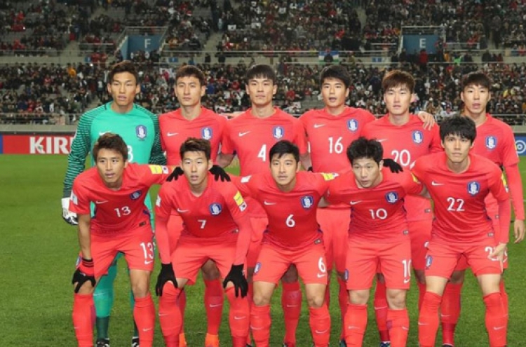 Korea falls 2 spots to 51st in FIFA rankings for Sept.