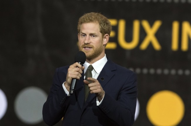 Singapore IS fighter challenges Prince Harry in video