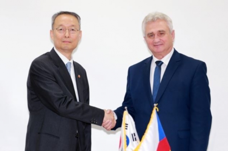 Korea expresses interest in Czech nuclear project