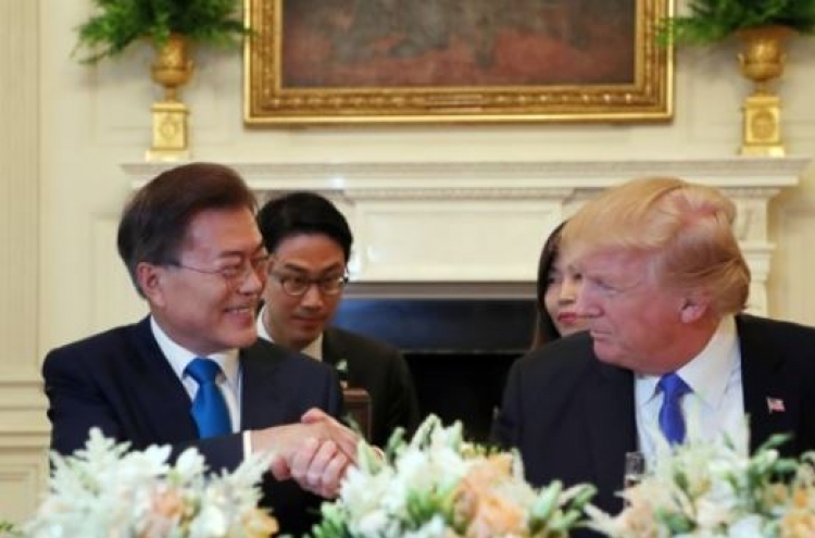 Moon, Trump affirm commitment to coordinate global pressure on NK: joint statement