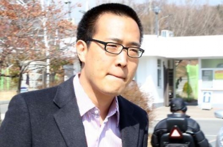 Police decide not to charge Hanwha chief's son for assaulting lawyers