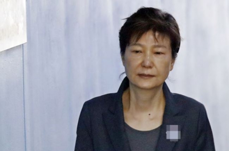 Ex-leader refuses questioning in prison over NIS fund scandal