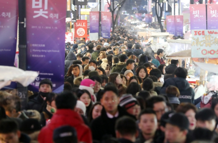 Korea's tourism deficit to hit record high on China setback