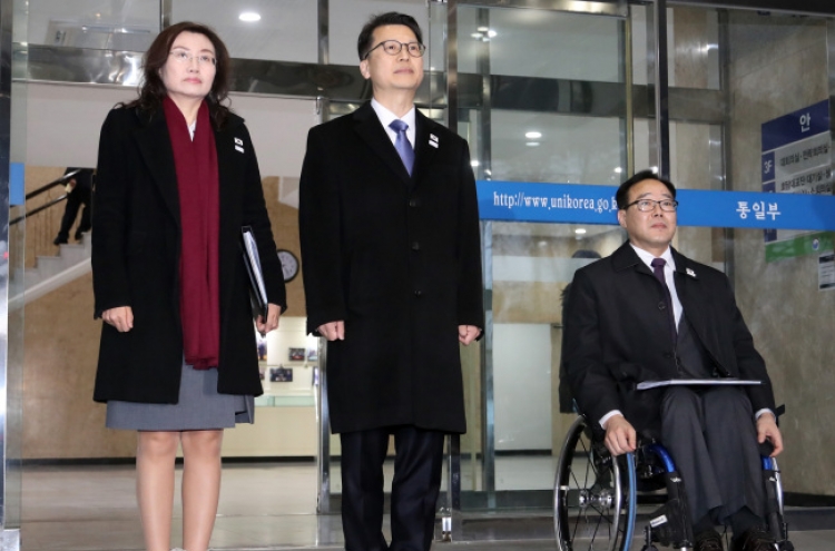 Koreas hold talks on NK's participation in Paralympics