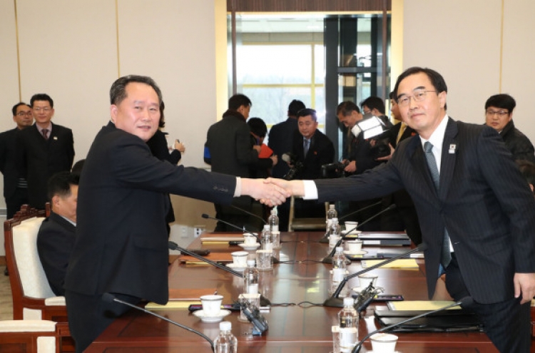 Two Koreas' high-level talks should finalize details of Moon-Kim summit