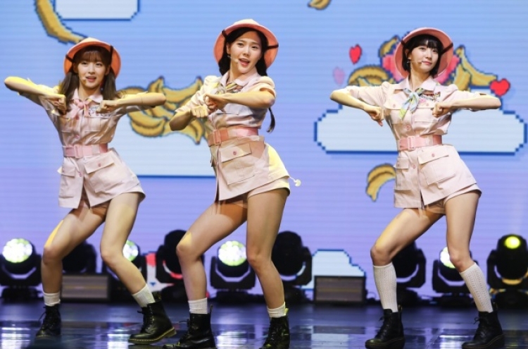 Oh My Girl returns as seven monkeys