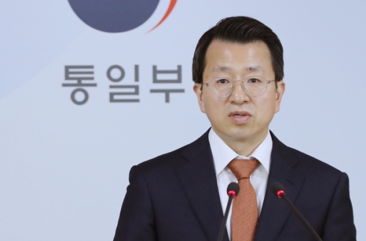 Seoul vows efforts to free detainees in N.K. amid improving inter-Korean ties