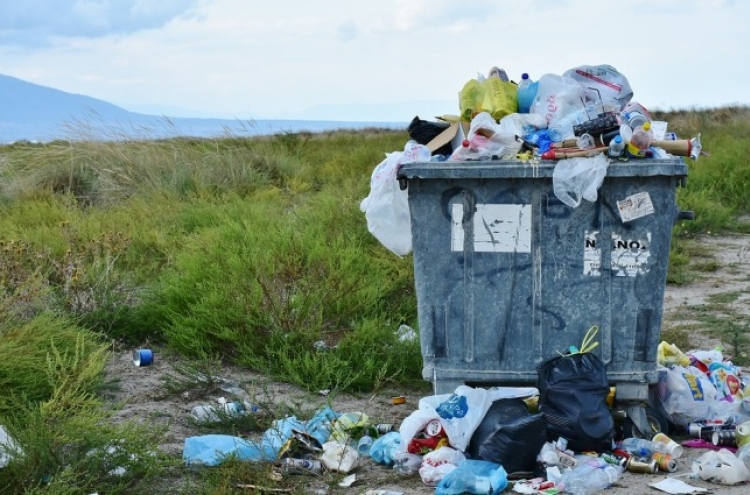 Plastic bags make up one-third of Seoul’s recyclable waste