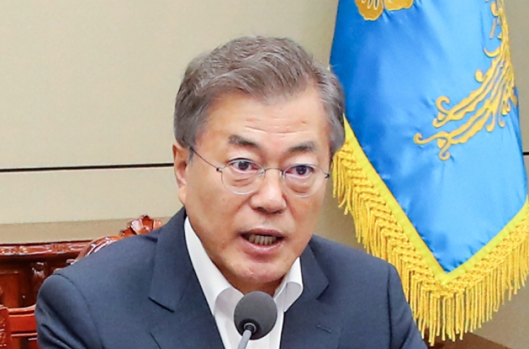 Moon to explain outcome of inter-Korean summit to top officials