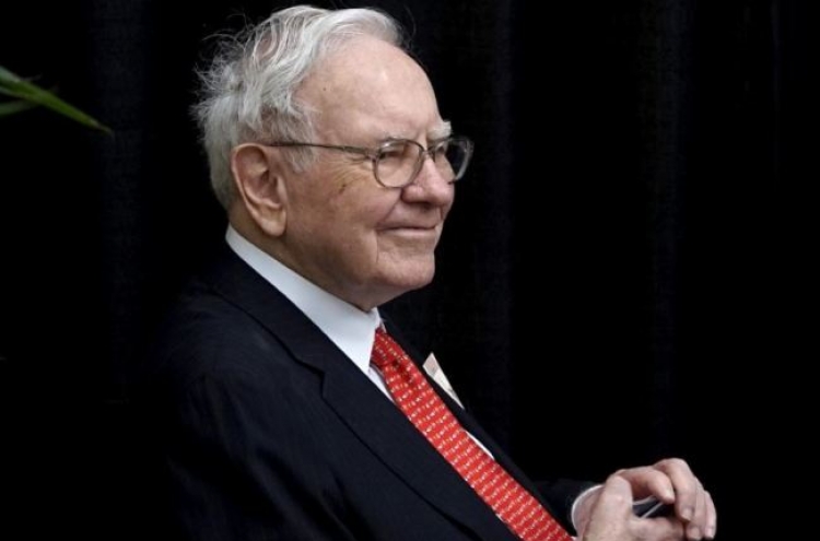 The price for lunch with Warren Buffett: $3,300,100
