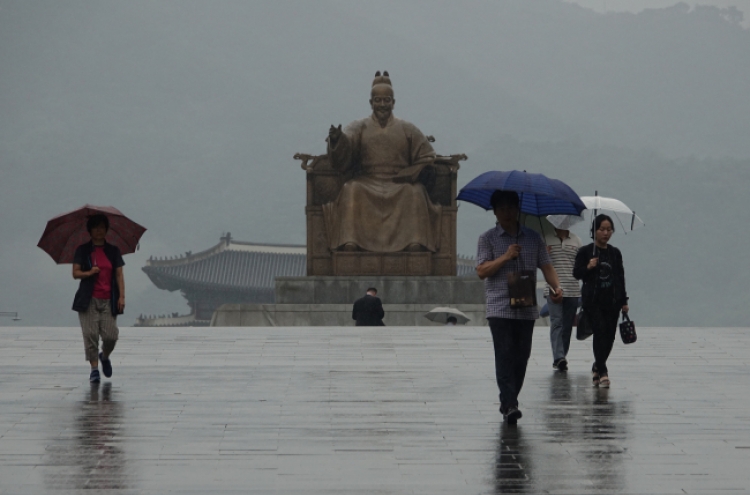 Cloudy skies and a chance of rain spells