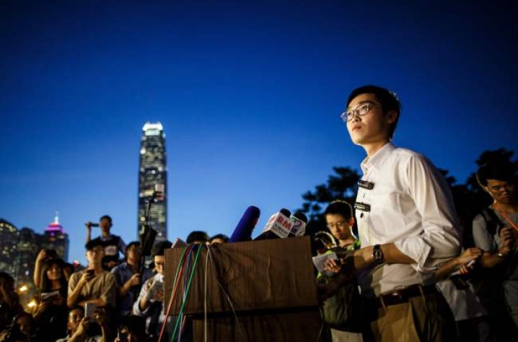 Hong Kong press club pressured by Beijing to cancel talk