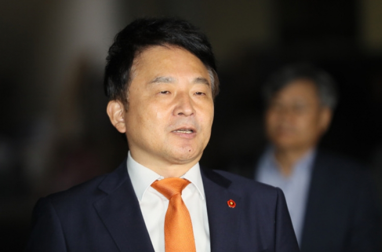 Jeju governor under probe for alleged violation of election law, bribery