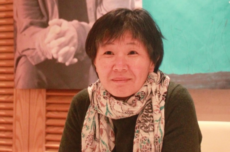 Poet Heo Su-Kyoung dies of cancer in Germany