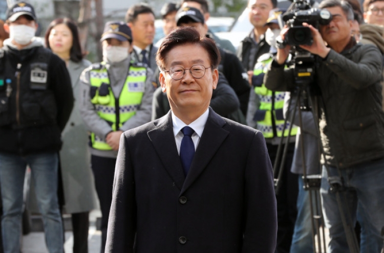 [Newsmaker] Gyeonggi governor grilled for power abuse, election law violations