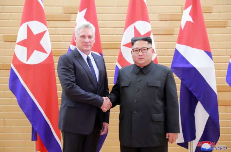 NK leader meets Cuban president at his Pyongyang office