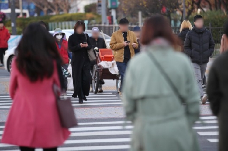 [Weather] Easterly winds to sweep away fine dust