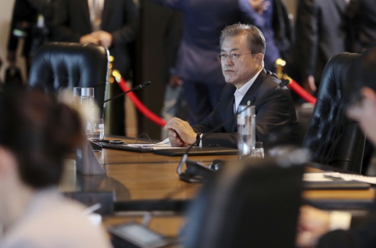 Moon calls for IMF efforts to prevent financial crisis