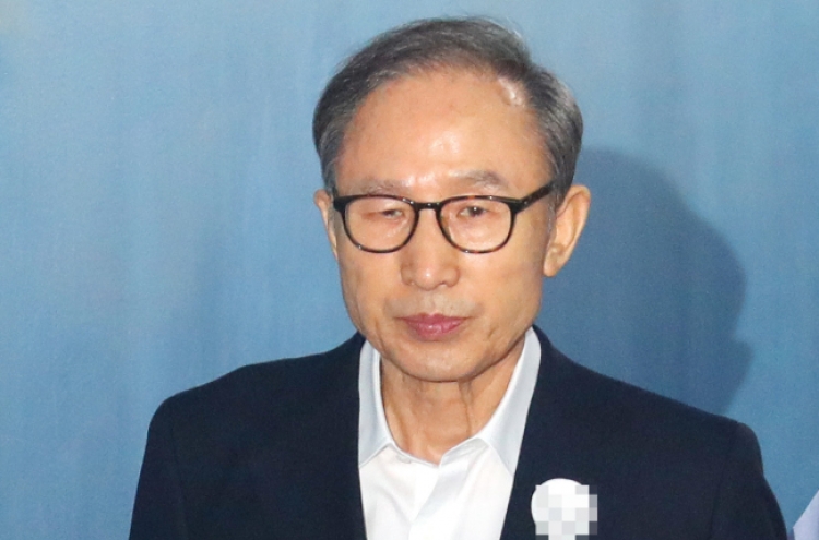 Jailed ex-President Lee sues MBC chief over news report on alleged secret offshore account