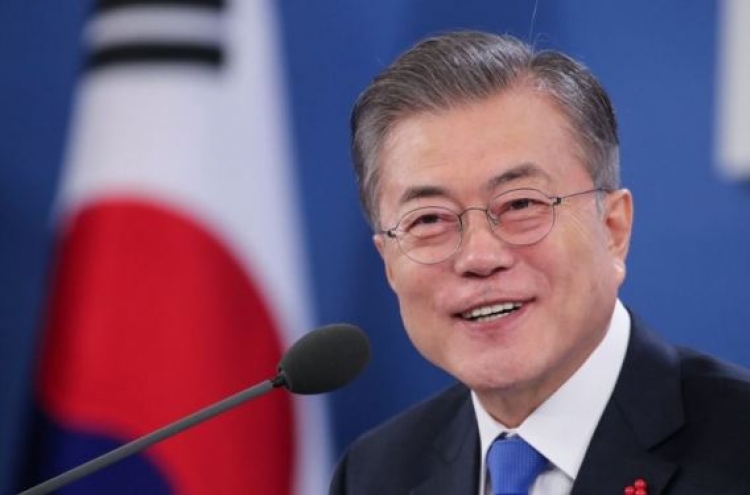 Moon calls on NK to take bolder denuclearization steps