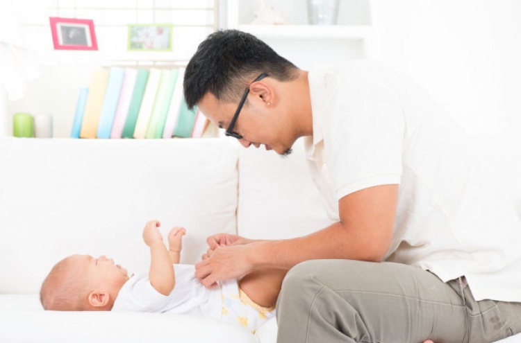 Men taking paternity leave rise 46.7 percent on-year in 2018