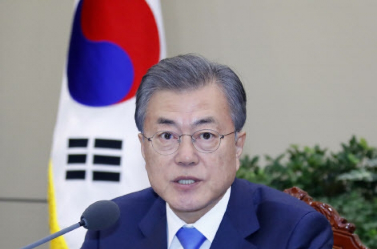 Moon looks to early resumption of US-NK talks