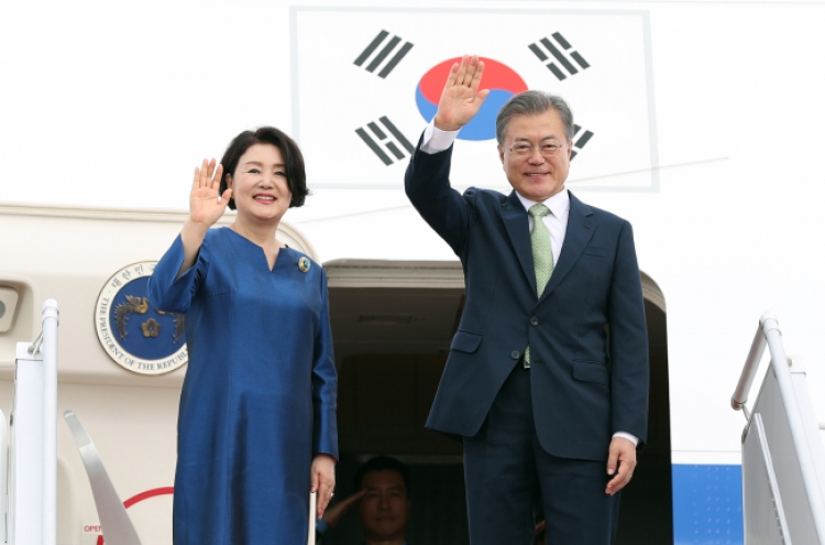 S. Korea's Moon wraps up Brunei visit, heads to Malaysia