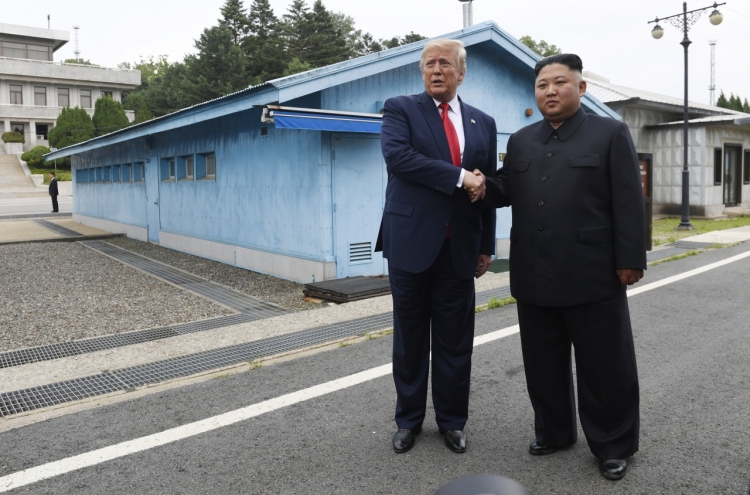 Trump 5th US president to visit DMZ, first to cross to North