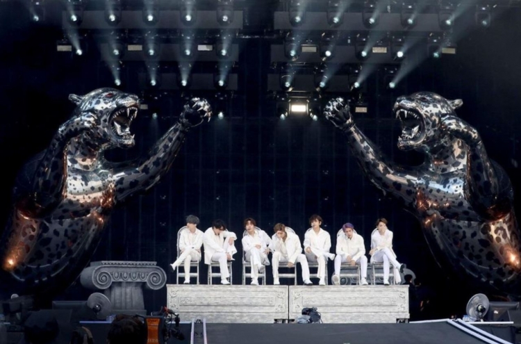 BTS wraps up Japan stadium tour