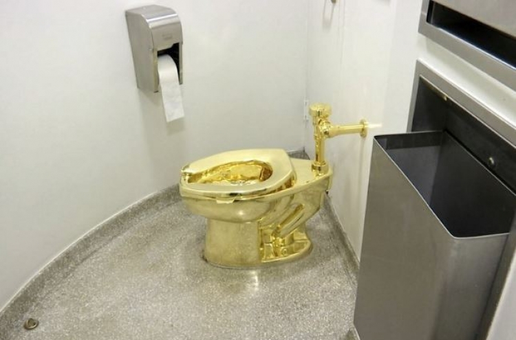 Solid gold toilet stolen from Winston Churchill's birthplace