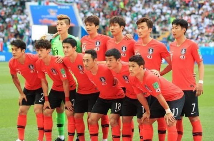 S. Korea sounds N. Korea out about sending cheering squad for World Cup qualifier