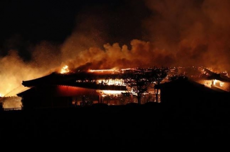 Fire burns down structures at historic Japanese castle