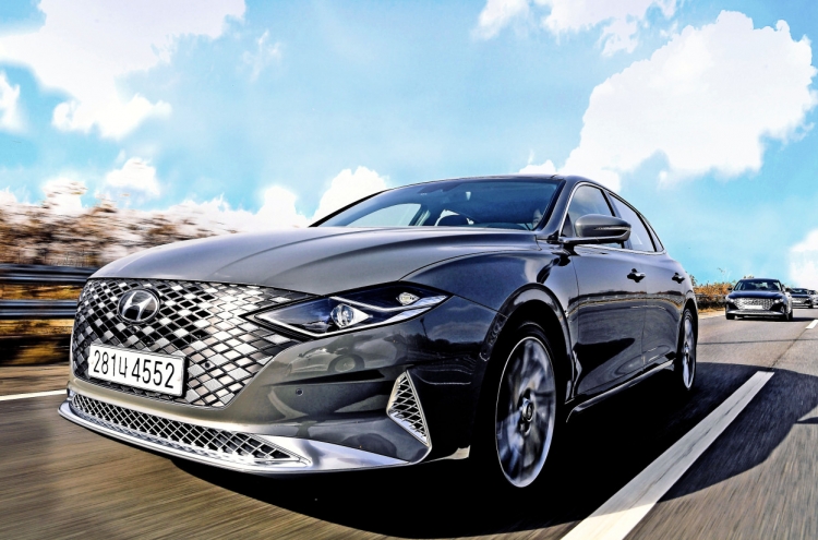 Hyundai Motor begins sales of facelifted New Grandeur