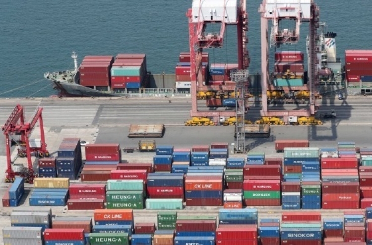 Japan sees exports to Korea fall, but Korean firms unaffected