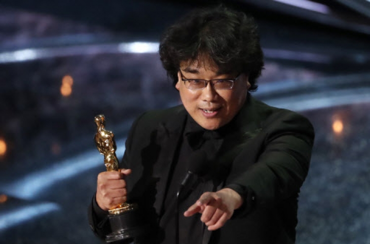 Oscars’ best director Bong Joon-ho honors Martin Scorsese