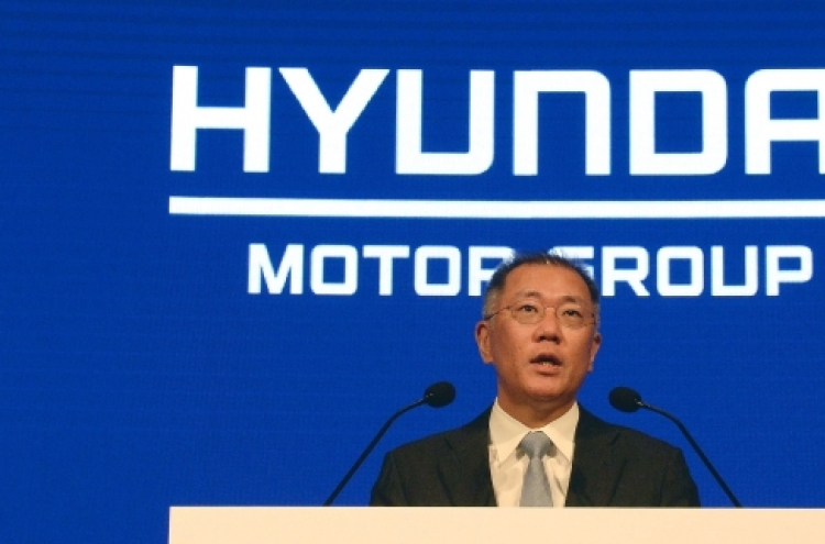 Hyundai heir apparent buys Hyundai Motor, Mobis stocks to boost prices