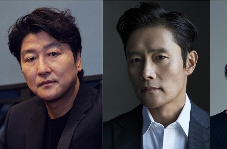 Song Kang-ho, Lee Byung-hun to star in plane disaster blockbuster