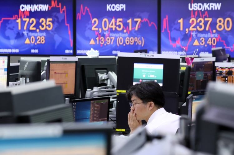 Seoul stocks open higher on Wall Street gains