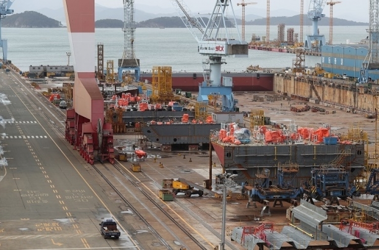 Korean shipbuilders lag far behind Chinese rivals in Jan.-May new orders