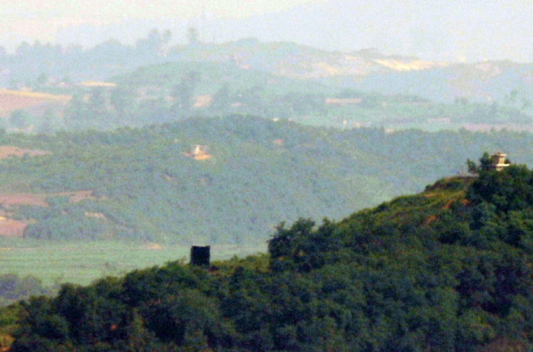 N. Korea completes setting up some 20 loudspeakers along border