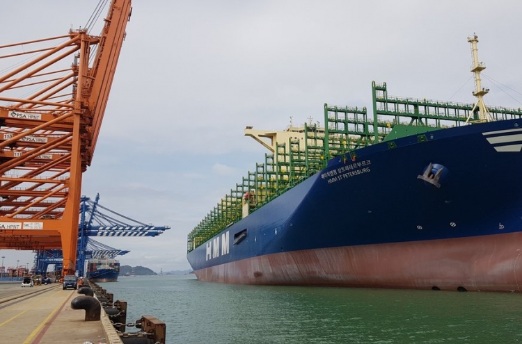 Korean shippers, shipbuilders soar on rising freight rates, hopes for more orders