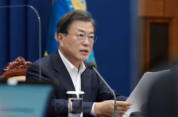 Moon asks for public's cooperation to avoid further tightening of distancing rules
