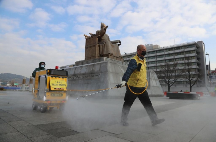 Calls grow over further heightened virus curbs as worst COVID-19 outbreak yet to land in S. Korea