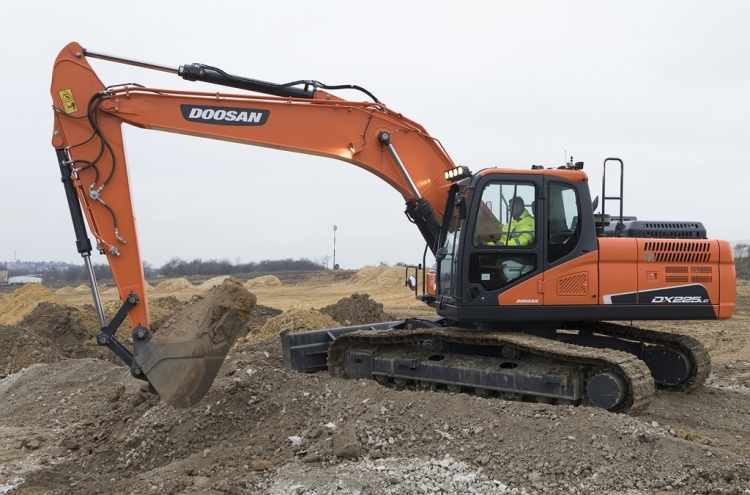 Korean excavator makers likely to enjoy another boom in China this year