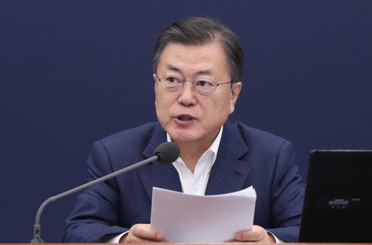 Moon says govt. to seek 'bold, sufficient' fiscal steps against coronavirus crisis