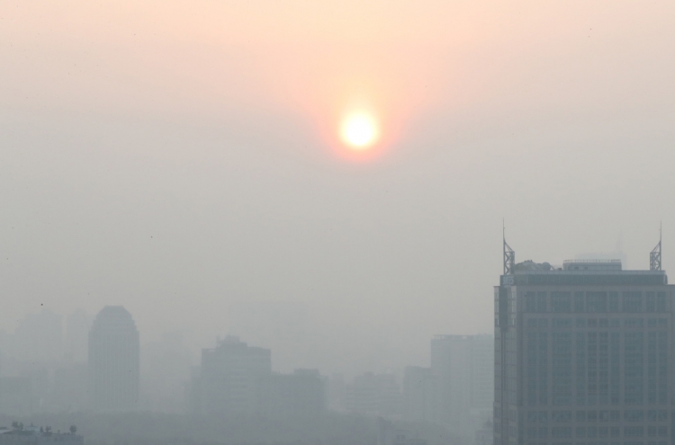 [Photo News] Seoul covered in hazy fine dust