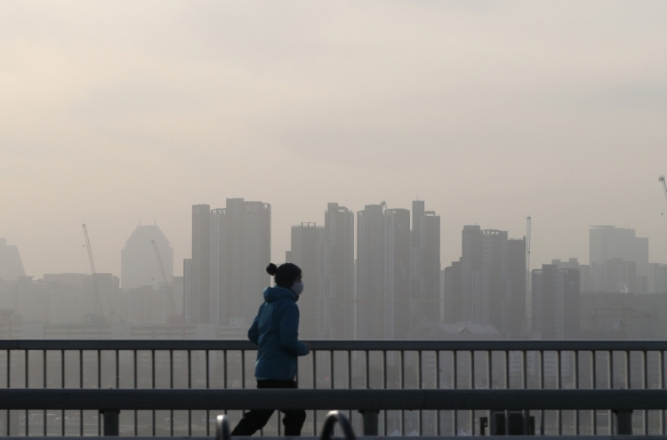 [Newsmaker] Yellow dust blankets S. Korea for 2nd day