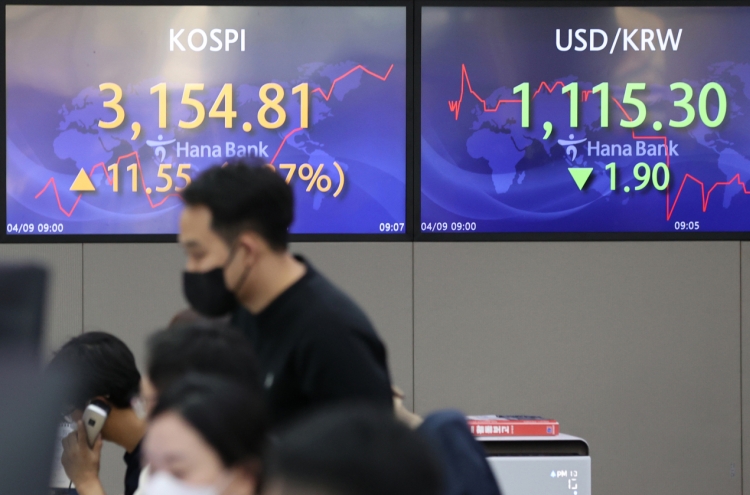 Seoul stocks open tad higher on hopes for global economic recovery