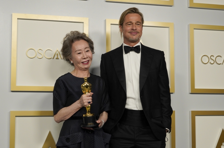 Youn Yuh-jung wins Oscar